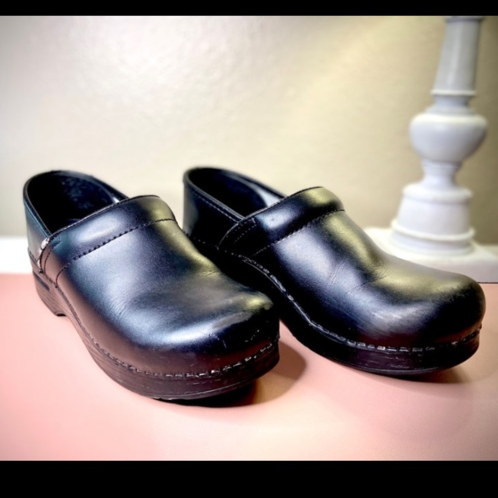 DANSKO non slip shoes